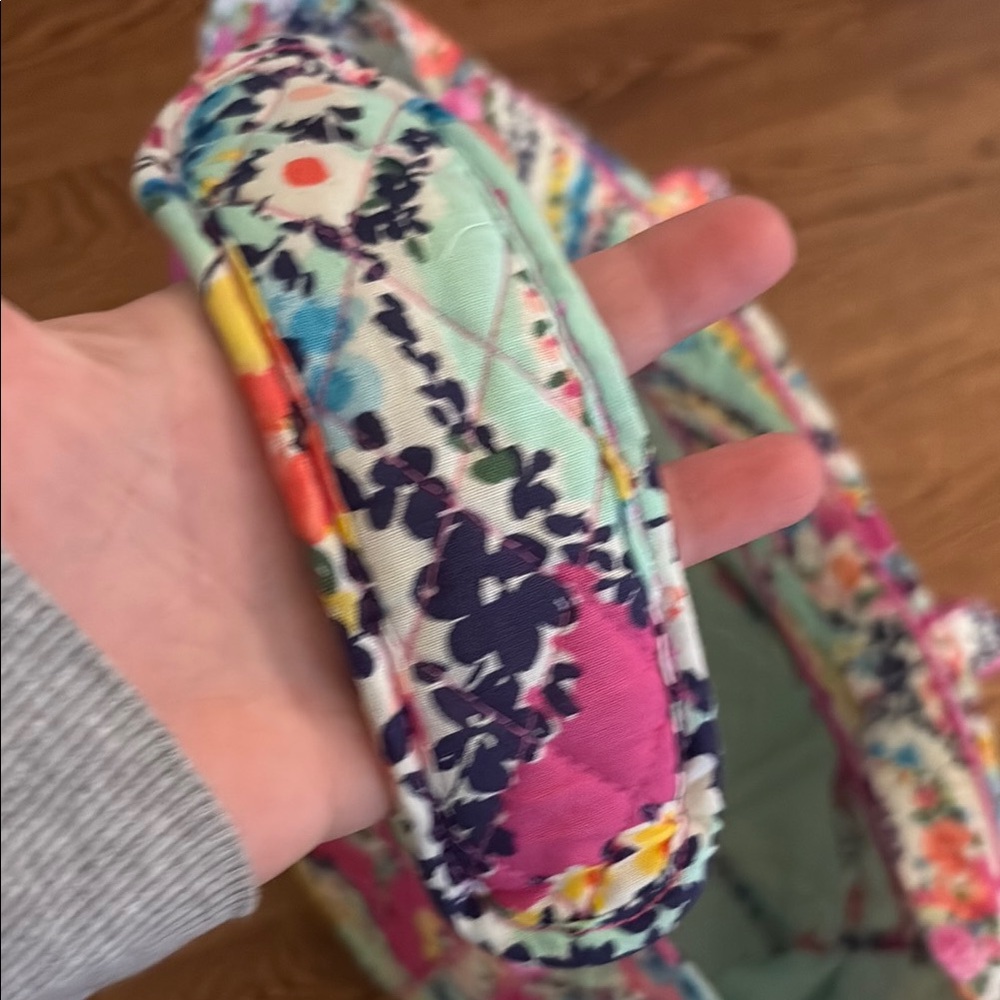 Vera Bradley Paisley Tote Bag - Picture 4 of 9